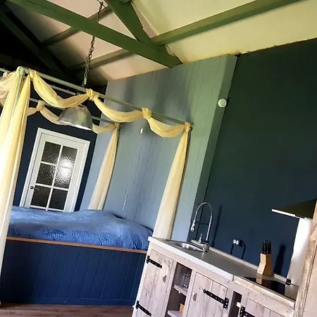 De Rijnban Holiday home *
